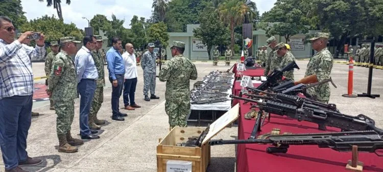 Sedena A Destruido 1,362 Armas Aseguradas Al Crimen En La Región De Apatzingán 20 Fiscalía General Asegura 625 Dosis De Droga Y Detiene A Una Persona En Morelia