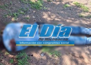 Sujeto le prende fuego a un OXXO en Morelia
