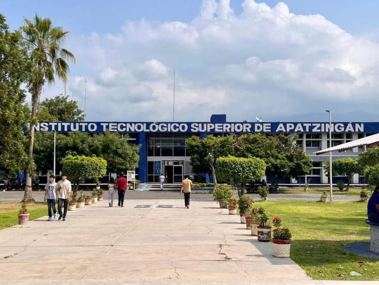 Logró Tec De Apatzingán Acreditación De Las Ingenierías Civil Y Bioquímica