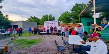 Se Reúne Fanny Arreola Con Habitantes De Las Comunidades De La Loma De Los Hoyos, Puerta De Alambre Y La Presa Del Rosario 25 Buscan A Un Joven Que Desapareció En Tanhuato Desde El Pasado Domingo