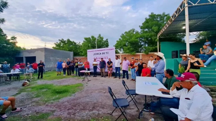 Se Reúne Fanny Arreola Con Habitantes De Las Comunidades De La Loma De Los Hoyos, Puerta De Alambre Y La Presa Del Rosario 22 Buscan A Un Joven Que Desapareció En Tanhuato Desde El Pasado Domingo