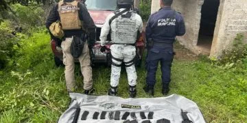 En Operativo Implementado En Zitácuaro, Asegura Fge Vehículo, Armas De Fuego Y Equipo Táctico