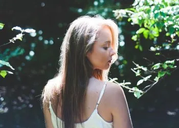 Melania Trump'S Mail Suit Suggests Desire To Monetise First Lady Role