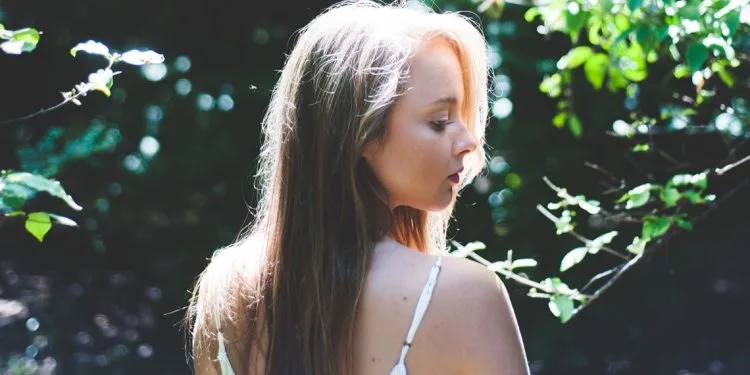 Melania Trump'S Mail Suit Suggests Desire To Monetise First Lady Role