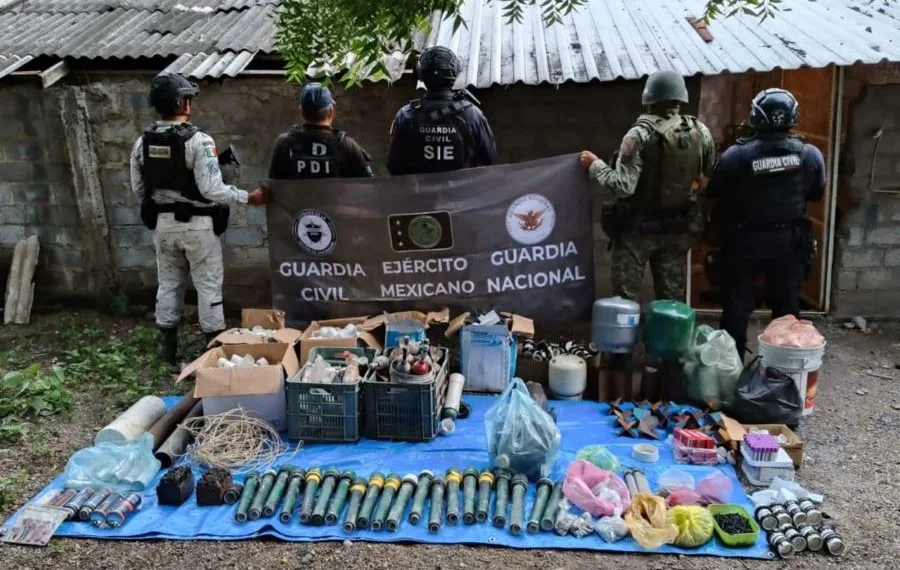 En Buenavista, Se Aseguran Más De 150 Componentes Y Artefactos Explosivos En La Localidad De Eréndira