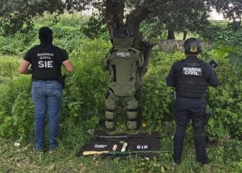 Roban llantas de contenedor en el ferrocarril