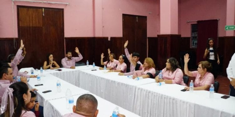 Aprueba Cabildo de Apatzingán a Secretarios del Ayuntamiento y Finanzas