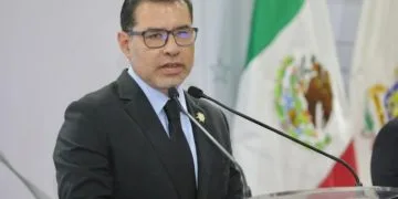 Llegan Tenis Para Estudiantes De Todo El Estado: See