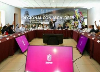 Roban llantas de contenedor en el ferrocarril