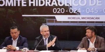 Llama Bedolla A La Coordinación Para El Desfogue Controlado De Presas 23 Paciente Malherido En Volcadura Es Trasladado En Helicóptero De Coalcomán A Morelia