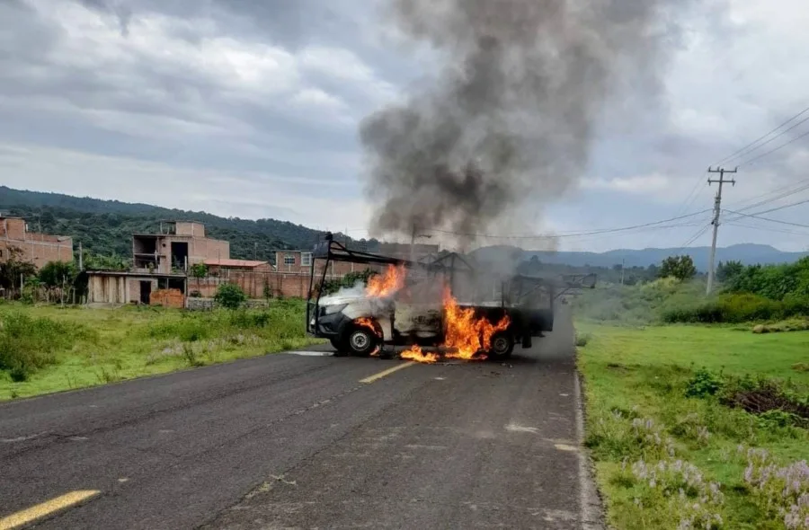 Presunto Delincuente Abatido, 5 Detenidos, Así Como Armas Y Vehículos Asegurados Tras Balacera En Erongarícuaro 20 Presunto Delincuente Abatido, 5 Detenidos, Así Como Armas Y Vehículos Asegurados Tras Balacera En Erongarícuaro