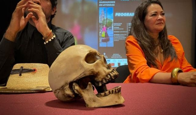 El misterio de las leyendas se reunirán en Morelia 1 El misterio de las leyendas se reuniran en Morelia - El día de Michoacán