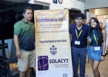 Estudiantes Del Cecytem Ganan Plata En Concurso Nacional De Fisica - El Día De Michoacán