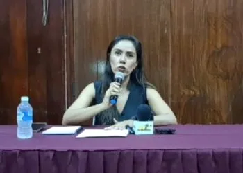 Paciente Malherido En Volcadura Es Trasladado En Helicóptero De Coalcomán A Morelia