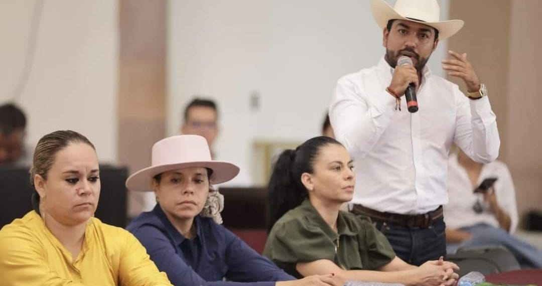 Humberto Jimenez Solis presidente de los Reyes | El Día de Michoacán