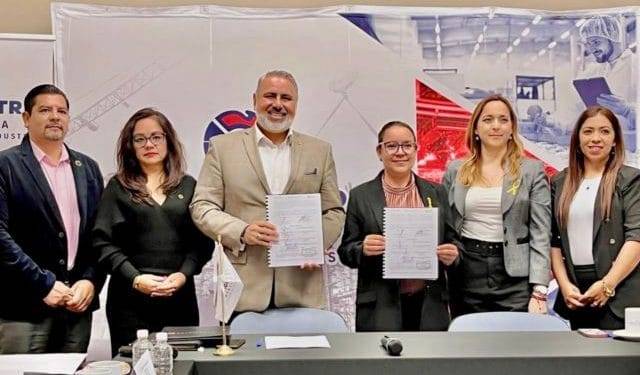 Icatmi capacitará al sector industrial de Canacintra Morelia 1 A una horas de tomar posesión como diputada Xóchitl Ruiz sale del PRI