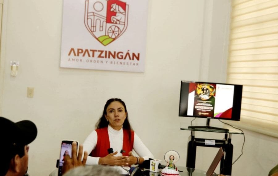 Invita eventos Patrios | El Día de Michoacán