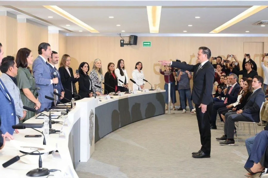 Por Unanimidad Nombra Cabildo De Morelia A Secretario Del Ayuntamiento Y Tesorero A - El Día De Michoacán