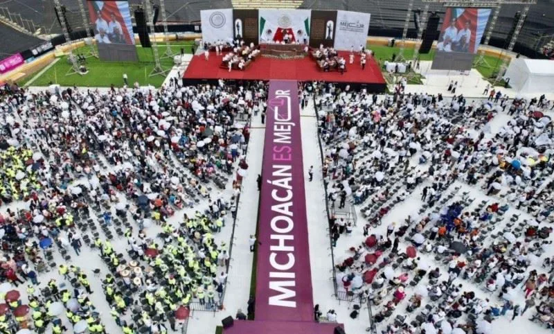 Ante 40 Mil Personas En El Morelos, Bedolla Rinde Su Tercer Informe De Gobierno 20 Ante 40 Mil Personas En El Morelos, Bedolla Rinde Su Tercer Informe De Gobierno