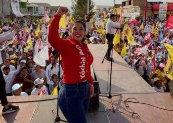 A una horas de tomar posesión como diputada Xóchitl Ruiz sale del PRI