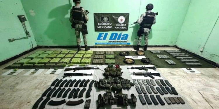 Militares y GN aseguran 4 fusiles de asalto y más de 20 mil cartuchos útiles en División del Norte