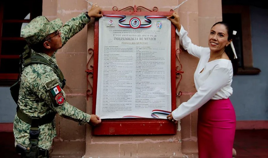 Llama La Alcaldesa De Apatzingán, Fanny Arreola; A Celebrar Las Fiestas Patrias En Paz Y Orden 19 Llama La Alcaldesa De Apatzingán, Fanny Arreola; A Celebrar Las Fiestas Patrias En Paz Y Orden