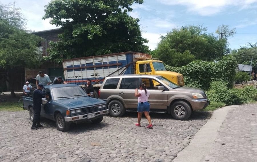 extranamente fallece sobre la patrulla | El Día de Michoacán