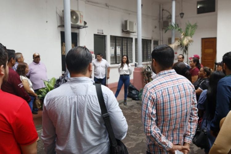 Fiestas Septiembrinas Reactivarán Economía De Apatzingán: Fanny Arreola 21 Fiestas Septiembrinas Reactivarán Economía De Apatzingán: Fanny Arreola