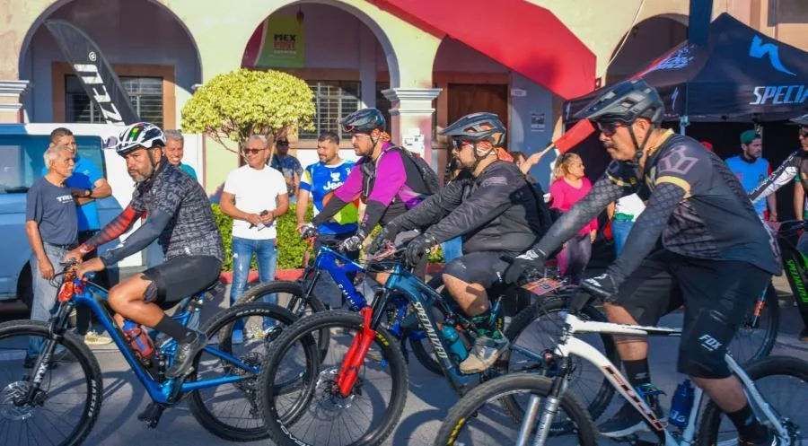 “Apatzincletazo” Reúne Ciclistas De Todo El Estado 19 “Apatzincletazo” Reúne Ciclistas De Todo El Estado