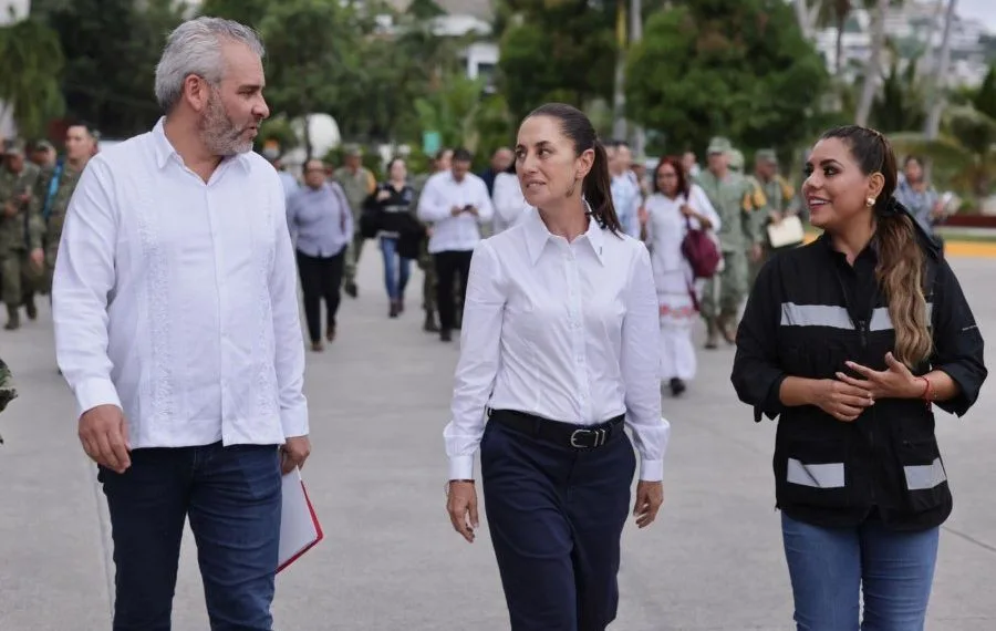 Bedolla Informa A Sheinbaum Afectaciones Por Huracán John 19 Bedolla Informa A Sheinbaum Afectaciones Por Huracan