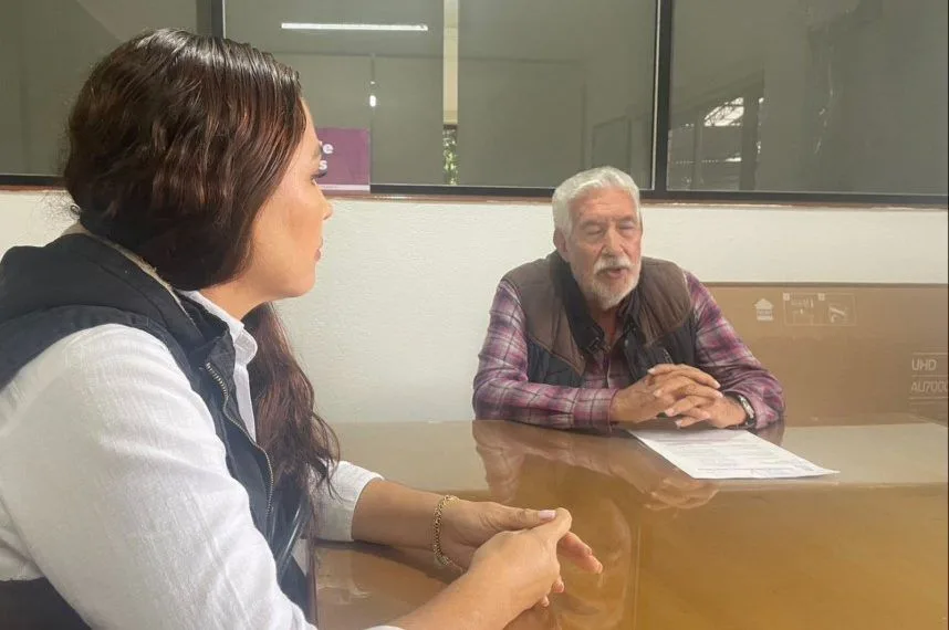 Compromete Bardomiano Lemus Maquinaria Para Habilitar Caminos Saca Cosechas En Buenavista