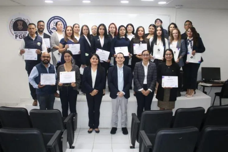 Concluye Fge Capacitación En Materia De Lengua De Señas Mexicana 22 Bedolla Informa A Sheinbaum Afectaciones Por Huracán John