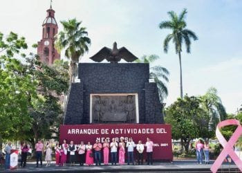 Bedolla informa a Sheinbaum afectaciones por huracán John