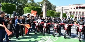 Los Diputados Locales Prisitas Memo Valencia Y Santiago Sánchez Bautista, Entregan Motocicletas Al Agrupamiento Tigre A.c. 24 Michoacán, Primer Estado En Aprobar Su Propia Reforma Al Poder Judicial: Bedolla