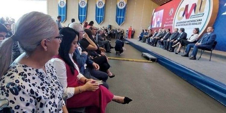 Fanny Arreola reconoce trayectoria de la UMSNH portada - El día de Michoacán
