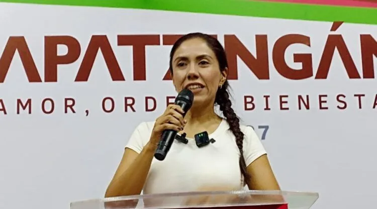 Originales De San Juan Abarrotan El Teatro Del Pueblo