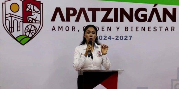 Lleva FGE actividades de prevención de la violencia a estudiantes del CONALEP, en Morelia