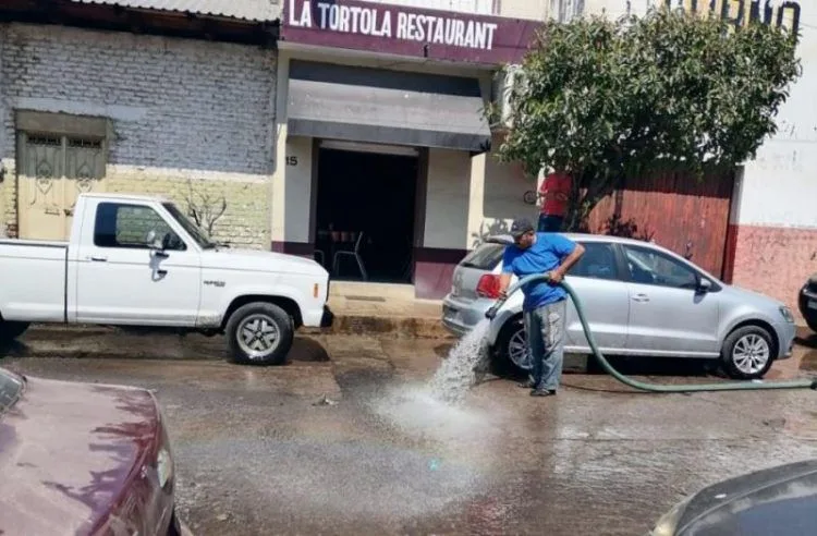 Ejército Mexicano Y Municipios De Parácuaro Y Múgica  Canjean Y Destruyen Armas A Cambio De Dinero «Por Un México Libre De Violencia» «Desarma Tu Hogar»