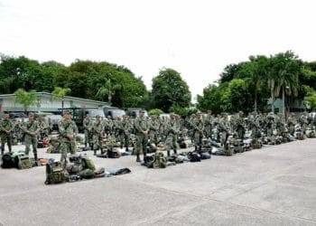 Arriban 200 Elementos del Ejército Mexicano con el propósito de reforzar las operaciones al sector limonero en la Región de Tierra Caliente
