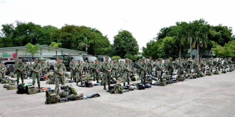 Arriban 200 Elementos del Ejército Mexicano con el propósito de reforzar las operaciones al sector limonero en la Región de Tierra Caliente