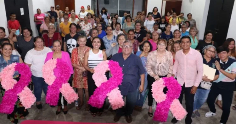 Activista Heydi León Recibe Premio Michoacano Del Orgullo Por Defensa De Las Mujeres Trans