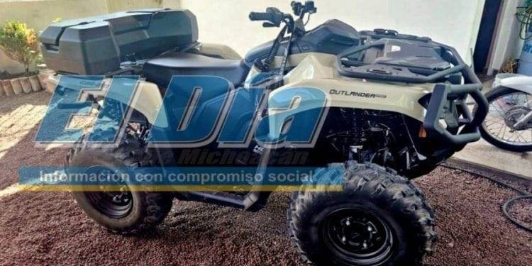 Roban a mano armada otra costosa Cuatrimoto en Apatzingán