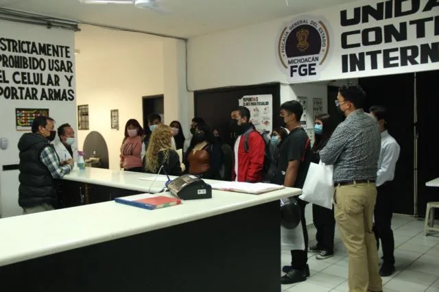 Visitan Estudiantes De Derecho De La Umsnh, Instalaciones De La Fiscalía General 22 Ofrece Fiscalía General, Recompensa Para Localizar Y Detener A Pedro Daniel Cervantes Ovando, Presunto Responsable De La Desaparición De Una Mujer