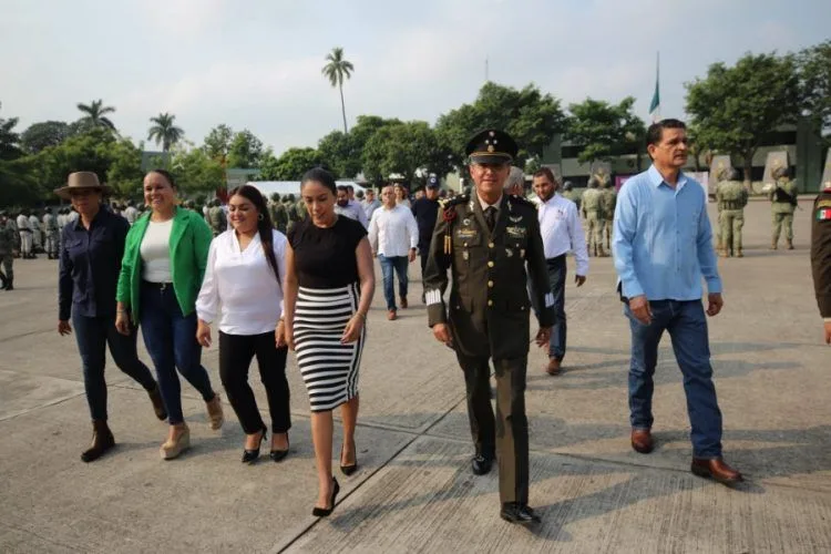 Atestigua Fanny Arreola Cambio De Mando En El 30 Batallón De Infantería 22 Atestigua Fanny Arreola Cambio De Mando En El 30 Batallón De Infantería