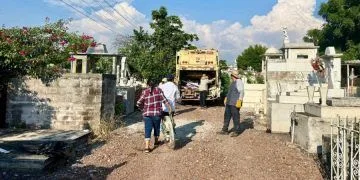 Inicia Gobierno De Buenavista Descacharrización En El Panteón Municipal 24 Menor Cortador De Aguacate Muere Electrocutado En Peribán