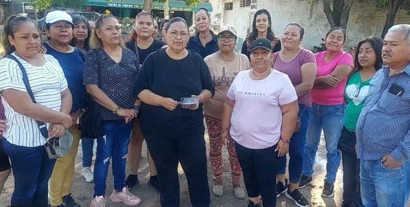 En Apatzingán, Asignan Espacios A Comerciantes En La Antigua Exposición: Magaña 19 En Apatzingán, Asignan Espacios A Comerciantes En La Antigua Exposición: Magaña