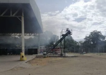 Renovación Tecnológica En Escuelas De Michoacán Beneficiará A 65 Mil Estudiantes: Bedolla