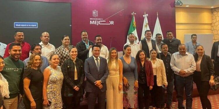 Expertos y brigadistas se reúnen en Michoacán para impulsar una cultura de manejo del fuego