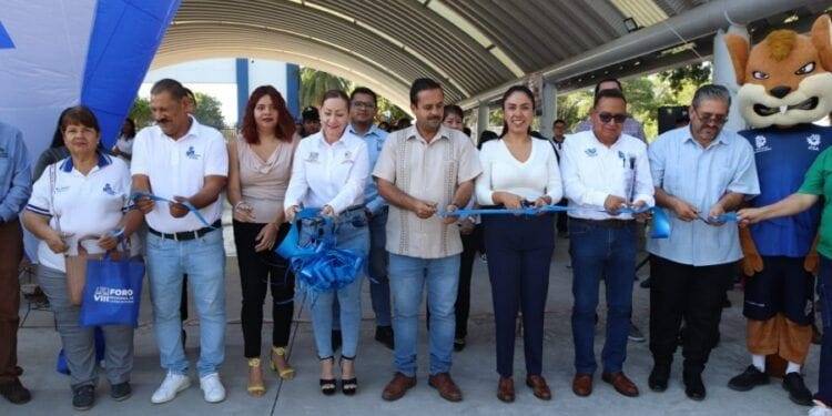 Con éxito se desarrolla feria de  Ciencia y la Tecnología en Apatzingán