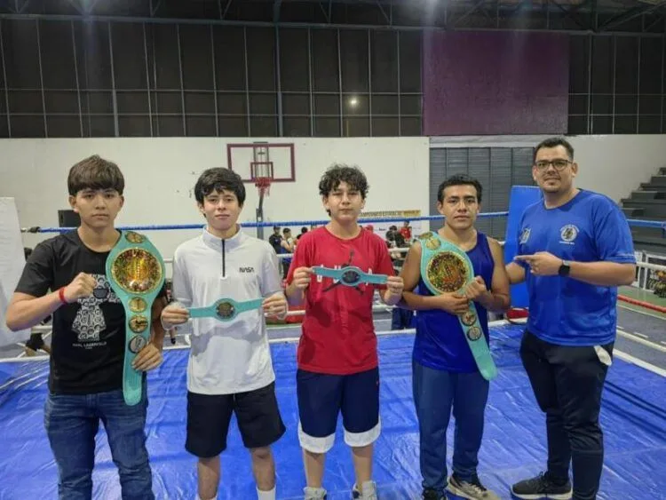 Hugo Molina Ayuda A Deportistas De Apatzingán